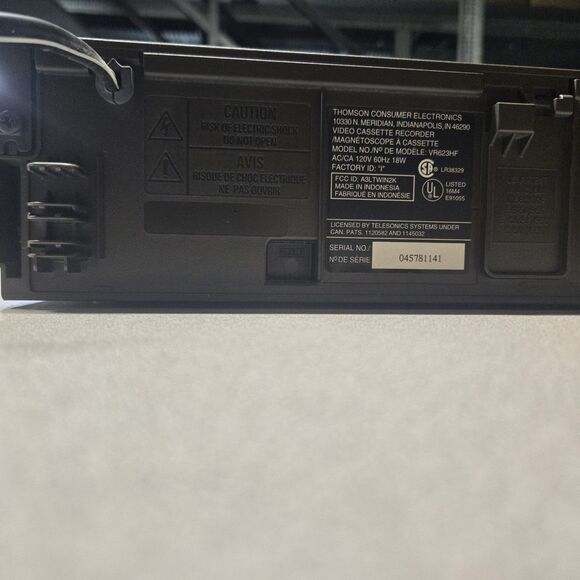 RCA VR623HF 4-Head Hi-Fi Stereo VCR VHS Player For Parts or Repair As-Is - Picture 4 of 5